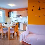 In With Balcony, Air Conditioning, Wifi, Washing Machine Apartment
