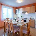 In With Balcony, Air Conditioning, Wifi, Washing Machine ロパール